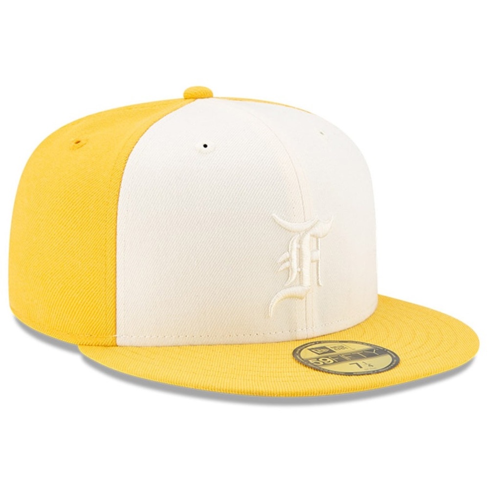 New Era x Fear of God Essentials Trucker 59FIFTY Fitted Hat - Cream/Gold